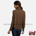 Suéter de cachemir de mujer con frente de cable de cuello alto marrón de moda de invierno